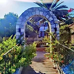 Vlycha *