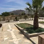 Vlycha Apartman *