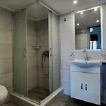 Vlycha Apartment *
