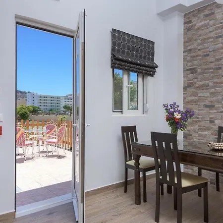 Vlycha Apartment *